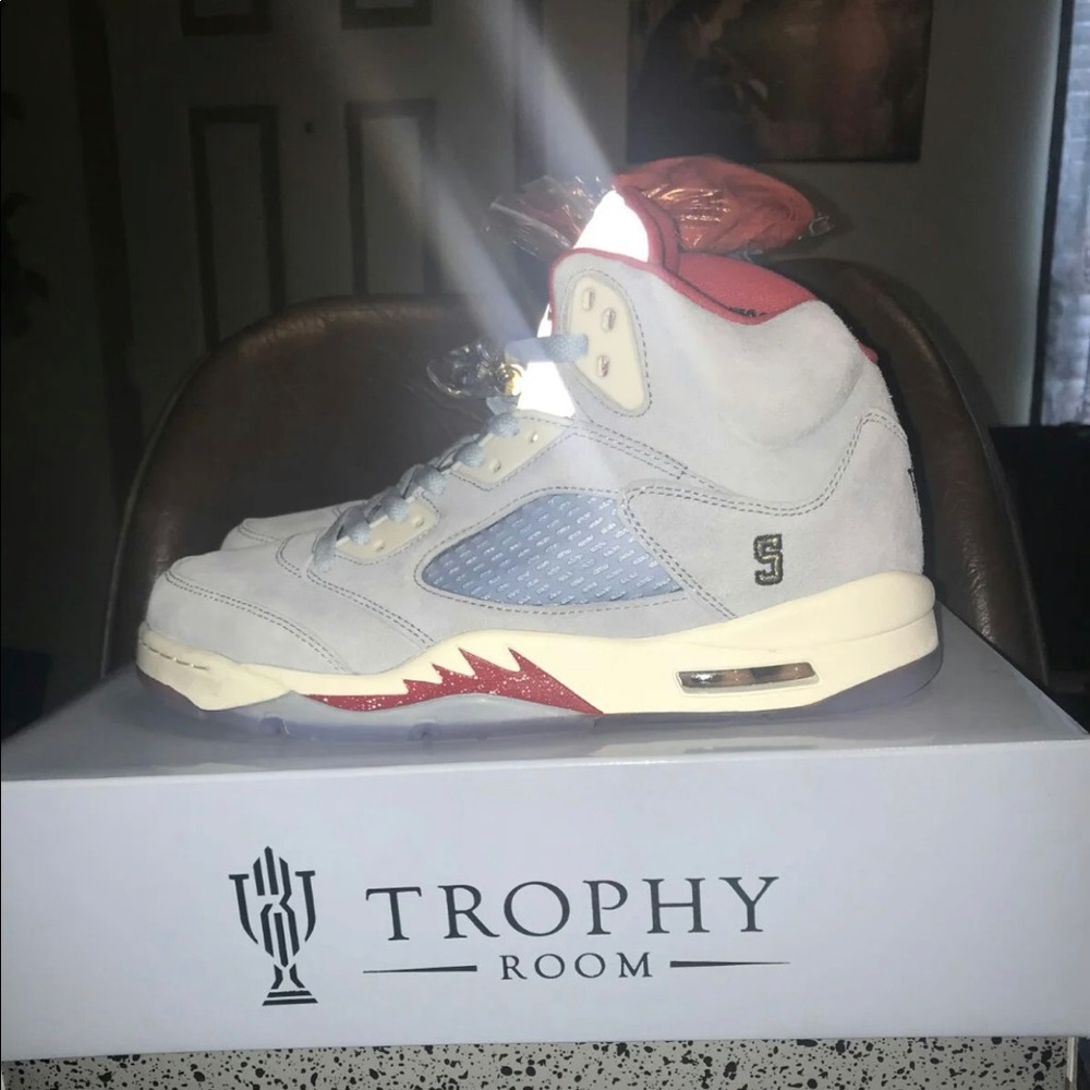 Trophy Room Jordan 5s